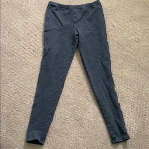 grey leggings
